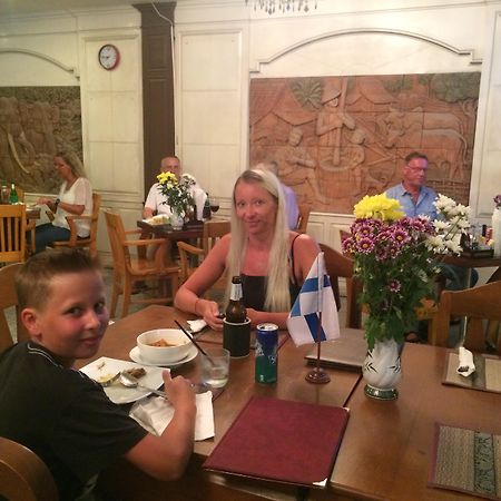 Cello Hotel Patong Екстер'єр фото