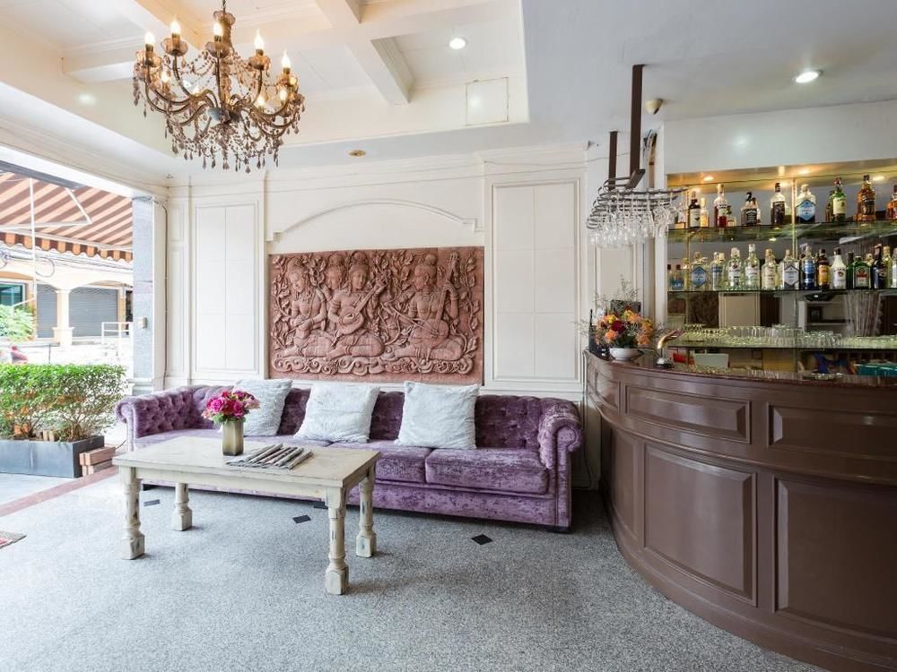 Cello Hotel Patong Екстер'єр фото
